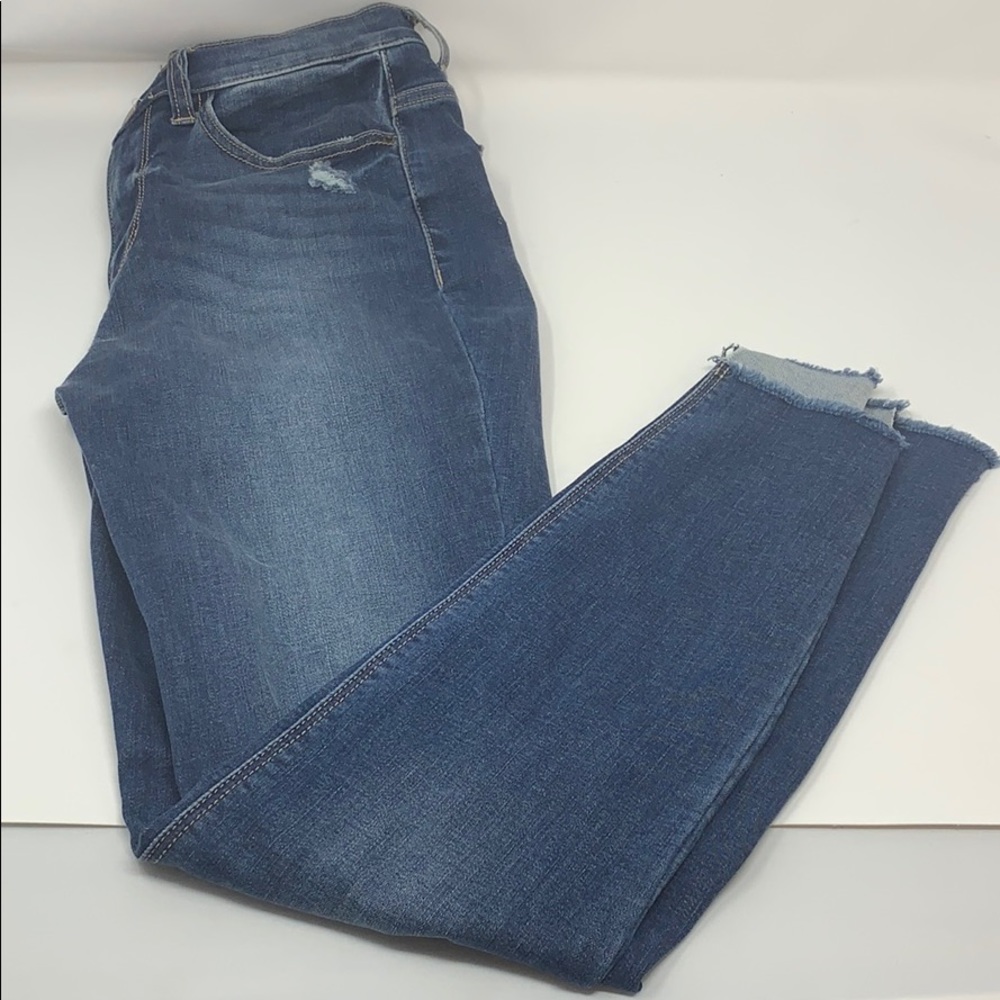 Ruffled bottom Jeans